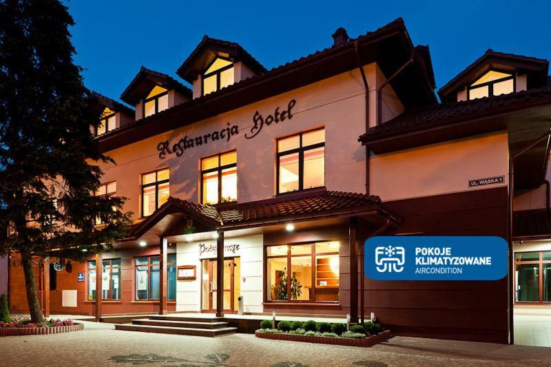 Hotel Podzamcze Dobczyce Exterior photo